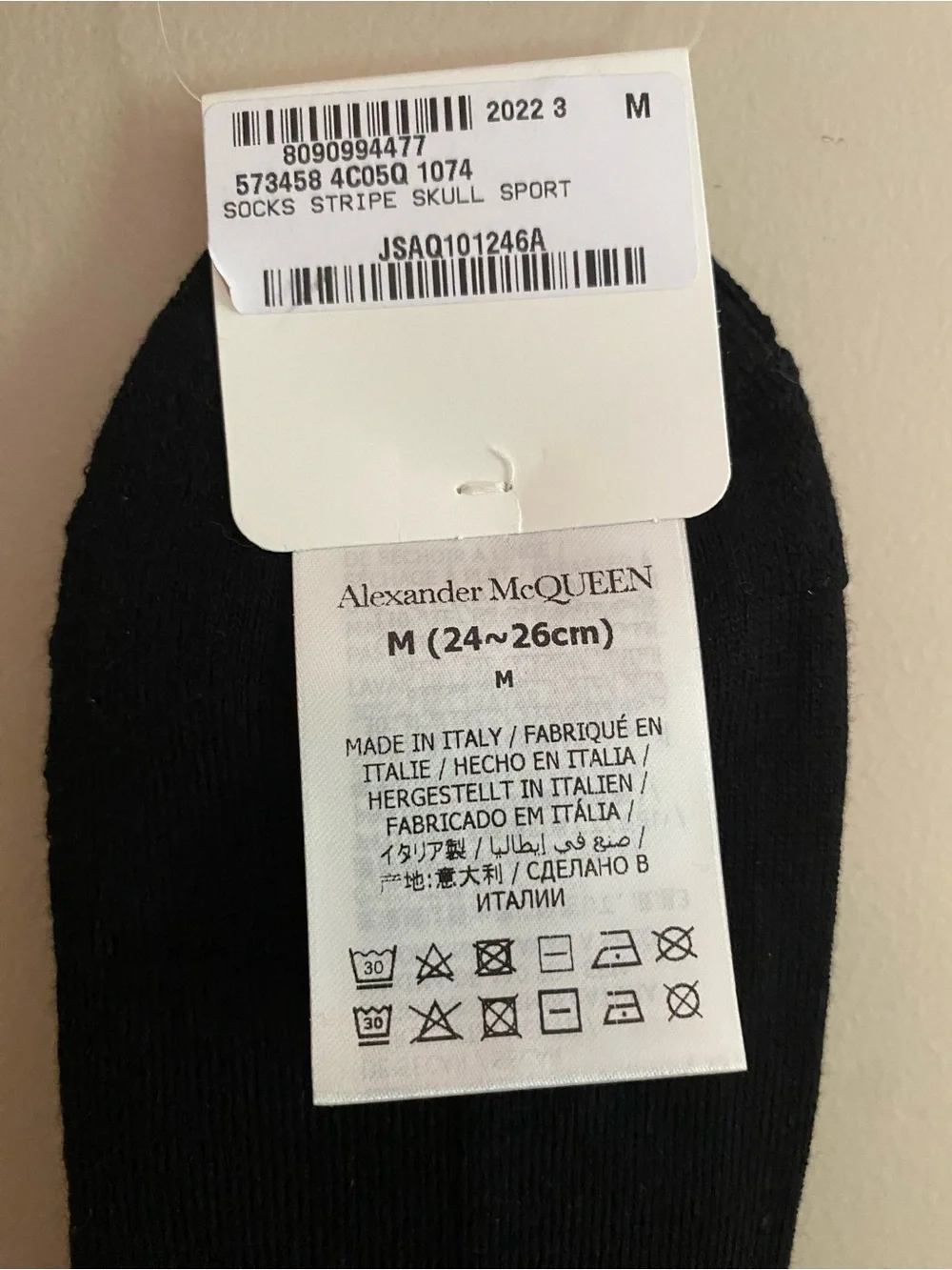 Alexander McQueen give your